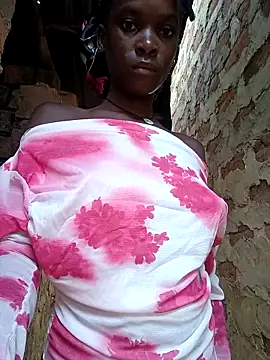Snapshot of Pretty_Barbie0 chatting on 2, 4, 2026 Pretty Barbie0 online show from 2, 4, 2026