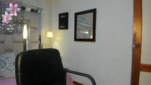 Snapshot of SofiaMilfx69 chatting on 19, 3, 2026 SofiaMilfx69 online show from 19, 3, 2026