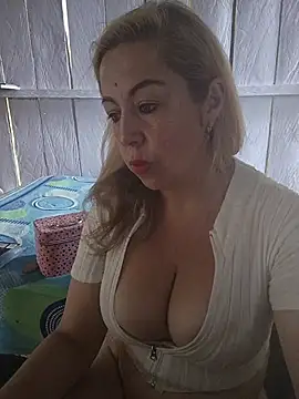 Snapshot of SofiaMilfx69 chatting on 14, 4, 2026 SofiaMilfx69 online show from 14, 4, 2026