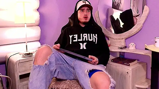 Snapshot of Salvattore_Muller chatting on 6, 2, 2026 Salvattore Muller online show from 6, 2, 2026