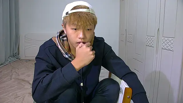 Snapshot of Chocolates-001 chatting on 21, 2, 2026 Chocolates-001 online show from 21, 2, 2026