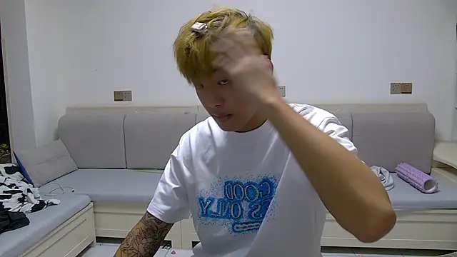 Snapshot of Chocolates-001 chatting on 21, 3, 2026 Chocolates-001 online show from 21, 3, 2026