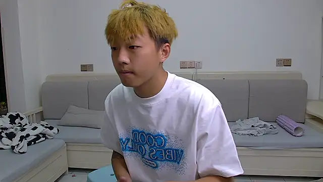 Snapshot of Chocolates-001 chatting on 21, 3, 2026 Chocolates-001 online show from 21, 3, 2026