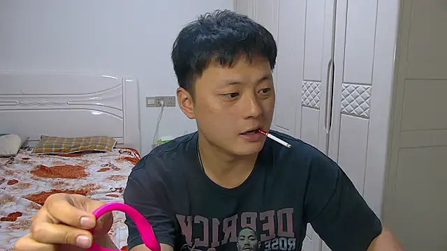 Snapshot of Chocolates-001 chatting on 24, 3, 2026 Chocolates-001 online show from 24, 3, 2026