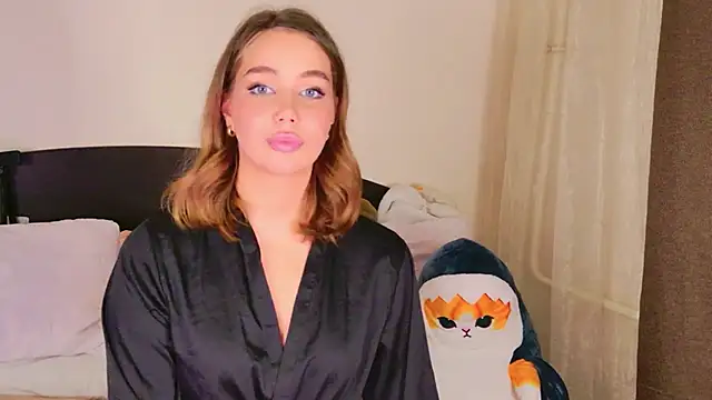 Snapshot of SilverHanna chatting on 18, 3, 2026 SilverHanna online show from 18, 3, 2026