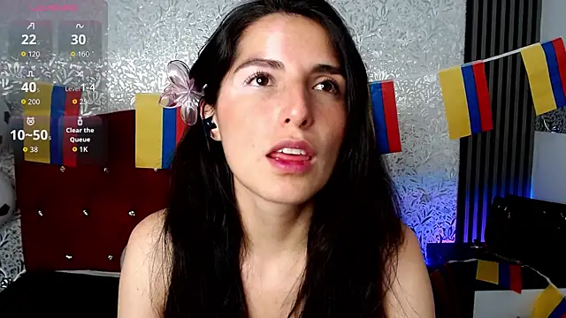 MiaVelasquez01 online show from 17, 6, 2026
