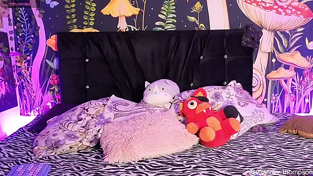 Snapshot of victoriia_thompson chatting on 14, 4, 2026 victoriia thompson online show from 14, 4, 2026