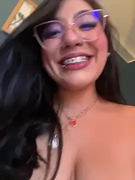 Snapshot of Your_Enyel chatting on 9, 4, 2026 Your Enyel online show from 9, 4, 2026