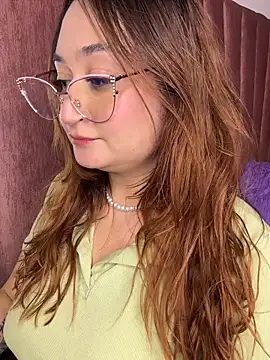 Snapshot of SalomeFlores chatting on 21, 3, 2026 SalomeFlores online show from 21, 3, 2026