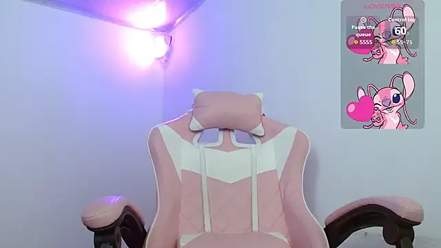 Snapshot of adhara_montiel_ chatting on 11, 3, 2026 adhara montiel online show from 11, 3, 2026