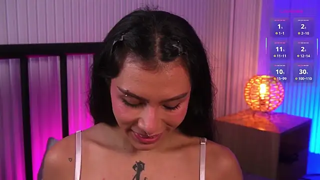 Snapshot of Molly__davis chatting on 6, 4, 2026 Molly davis online show from 6, 4, 2026