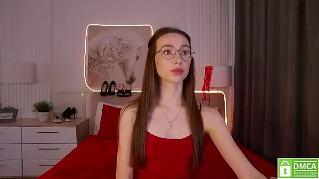 Snapshot of Emily_Simon chatting on 5, 2, 2026 Emily Simon online show from 5, 2, 2026