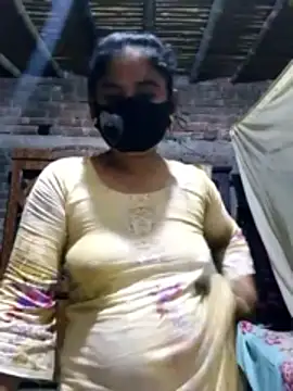 Hot Sweeti online show from 6, 3, 2026