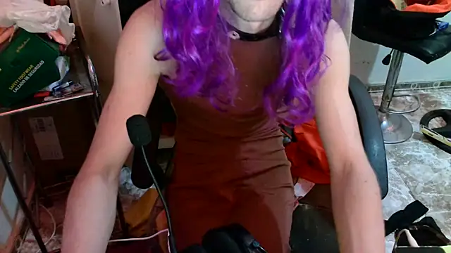 Snapshot of DairaSissy chatting on 28, 5, 2026 DairaSissy online show from 28, 5, 2026