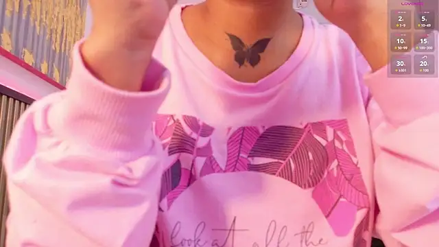 Scarlet Vixen  online show from 24, 2, 2026