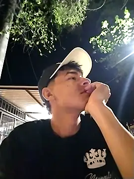 attractive-sexx online show from 16, 4, 2026