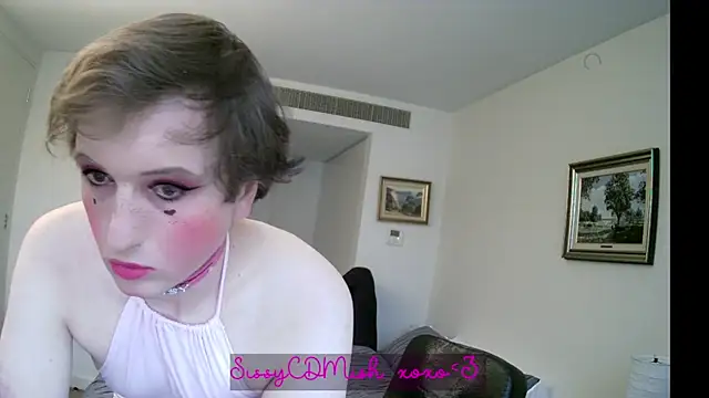 Snapshot of SissyCDMish chatting on 15, 7, 2026 SissyCDMish online show from 15, 7, 2026