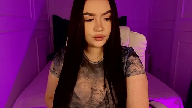 Snapshot of tinafox_ chatting on 6, 3, 2026 tinafox online show from 6, 3, 2026