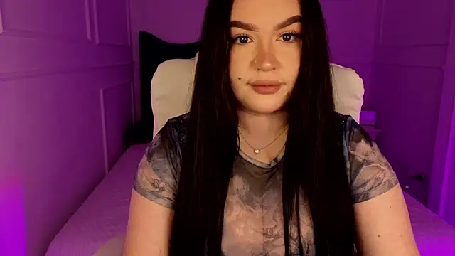 Snapshot of tinafox_ chatting on 6, 4, 2026 tinafox online show from 6, 4, 2026