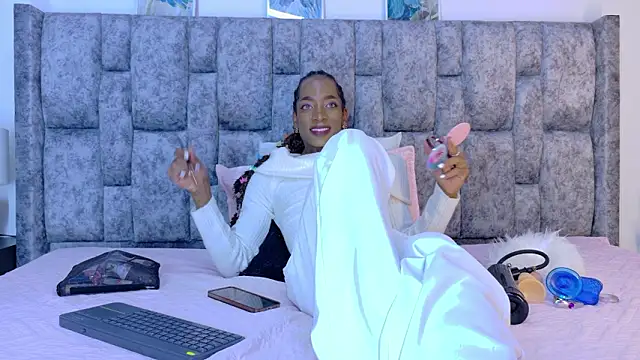 Snapshot of samirths_boy_ chatting on 1, 2, 2026 samirths boy online show from 1, 2, 2026