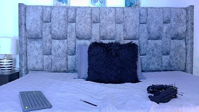 Snapshot of samirths_boy_ chatting on 3, 2, 2026 samirths boy online show from 3, 2, 2026