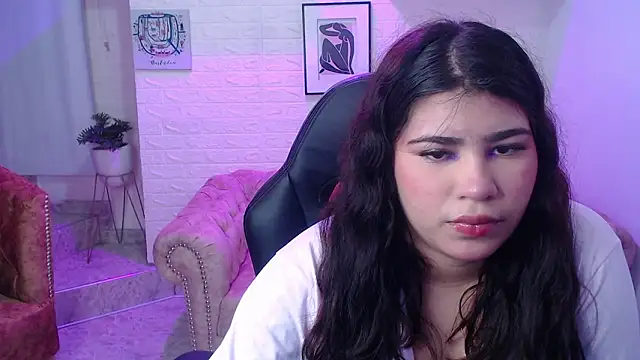 Snapshot of carolineeh_ chatting on 15, 1, 2026 carolineeh online show from 15, 1, 2026