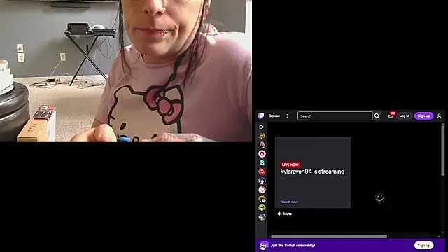 Snapshot of KylaRaven chatting on 14, 4, 2026 KylaRaven online show from 14, 4, 2026