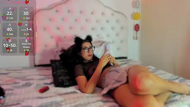 Snapshot of SusannaDoll chatting on 4, 3, 2026 SusannaDoll online show from 4, 3, 2026