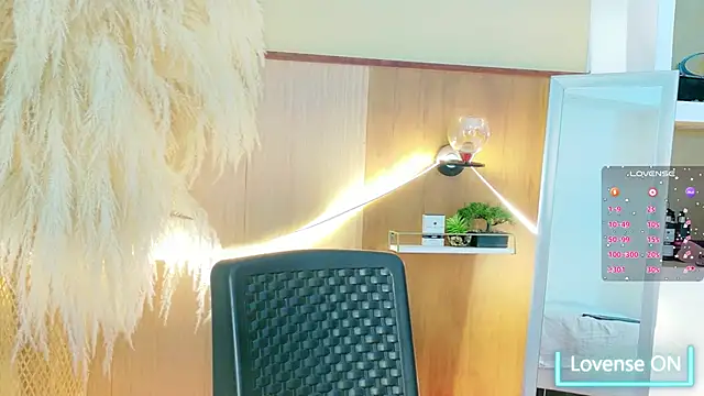 Aliison1  online show from 8, 2, 2026