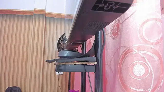 Snapshot of lovely__kiss__ chatting on 11, 3, 2026 lovely kiss online show from 11, 3, 2026