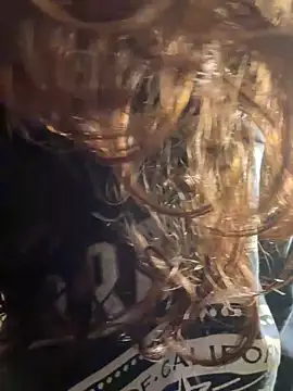 Snapshot of Raven__5 chatting on 17, 4, 2026 Raven 5 online show from 17, 4, 2026