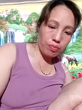 Gummiesu online show from 15, 4, 2026