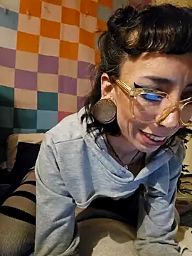 xxEMMxxx online show from 4, 3, 2026