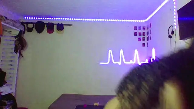 Snapshot of BZ2023 chatting on 13, 3, 2026 BZ2023 online show from 13, 3, 2026