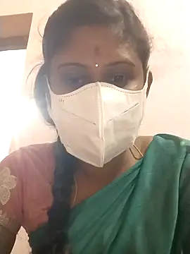 Snapshot of Tamil_Nathiya1 chatting on 11, 4, 2026 Tamil Nathiya1 online show from 11, 4, 2026