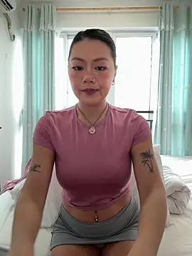 Snapshot of ruanruan05 chatting on 24, 3, 2026 ruanruan05 online show from 24, 3, 2026