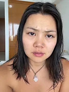 Snapshot of ruanruan05 chatting on 13, 4, 2026 ruanruan05 online show from 13, 4, 2026