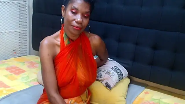 EbonyEmpressMilf online show from 5, 6, 2026