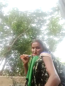 Snapshot of Juli_rathore chatting on 18, 7, 2026 Juli rathore online show from 18, 7, 2026
