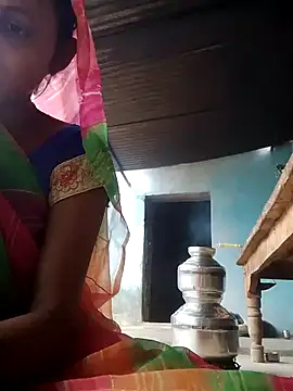 Snapshot of Juli_rathore chatting on 21, 7, 2026 Juli rathore online show from 21, 7, 2026