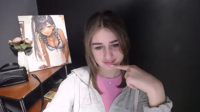 Sunny siren online show from 17, 6, 2026