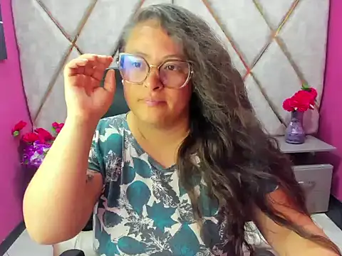 Sarah Boobs  online show from 18, 4, 2026