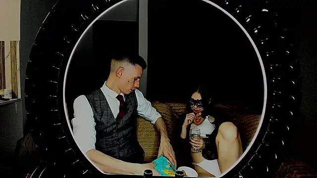 Snapshot of monikalarsen chatting on 3, 4, 2026 monikalarsen online show from 3, 4, 2026