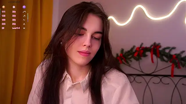 Snapshot of MirnaTellado chatting on 14, 2, 2026 MirnaTellado online show from 14, 2, 2026