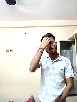 Snapshot of sdgjjkkmm chatting on 21, 4, 2026 sdgjjkkmm online show from 21, 4, 2026