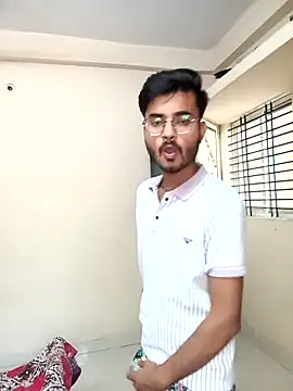 Snapshot of sdgjjkkmm chatting on 24, 4, 2026 sdgjjkkmm online show from 24, 4, 2026