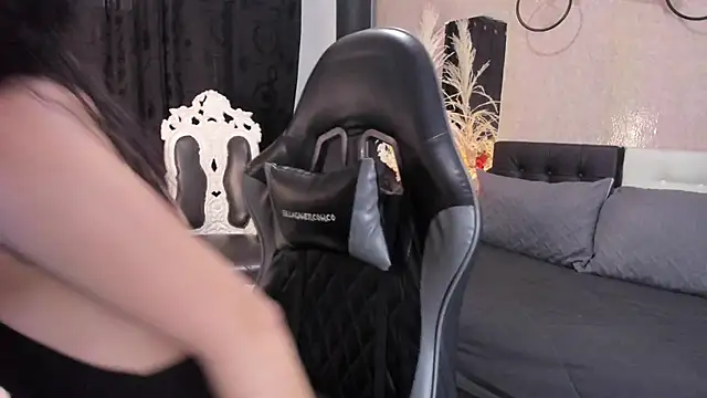 Snapshot of Vicky_sst chatting on 1, 2, 2026 Vicky sst online show from 1, 2, 2026