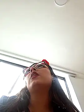 Snapshot of Marilyndackaria_ chatting on 18, 4, 2026 Marilyndackaria online show from 18, 4, 2026