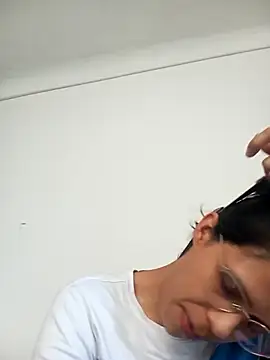 mitzukywinteer online show from 31, 3, 2026