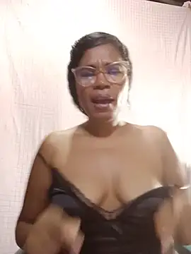Snapshot of Yandris_1212 chatting on 19, 7, 2026 Yandris 1212 online show from 19, 7, 2026